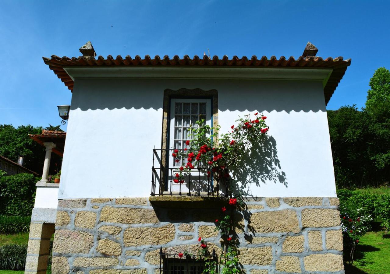 הוילה Luzim Casa De Travassos מראה חיצוני תמונה